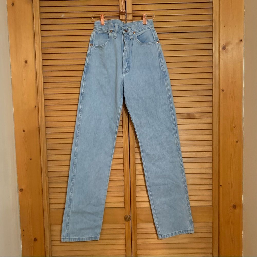 Wrangler Women’s High Rise Jeans size 5